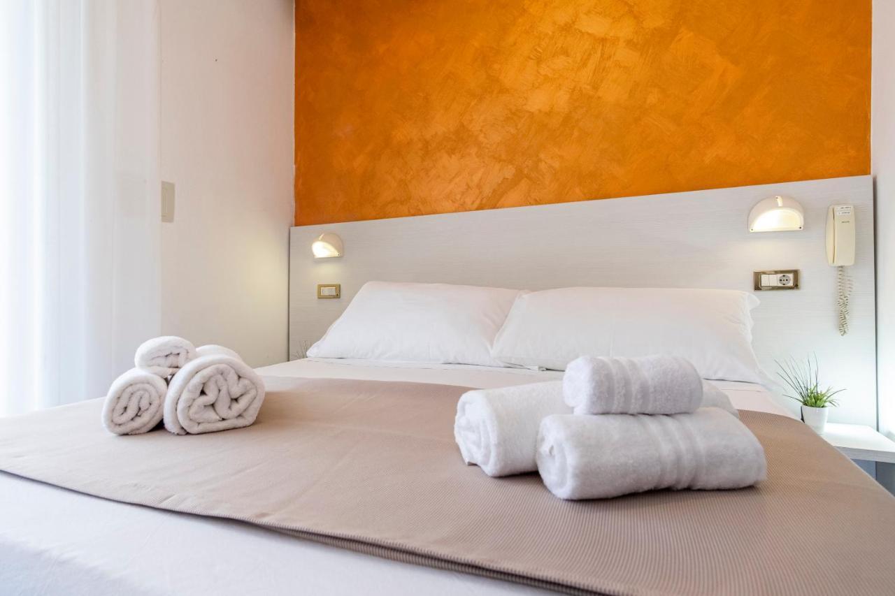 Hotel Tre Rose 리치오네 외부 사진